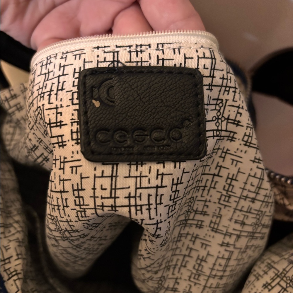Large Leather Purse - Picture 10 of 10